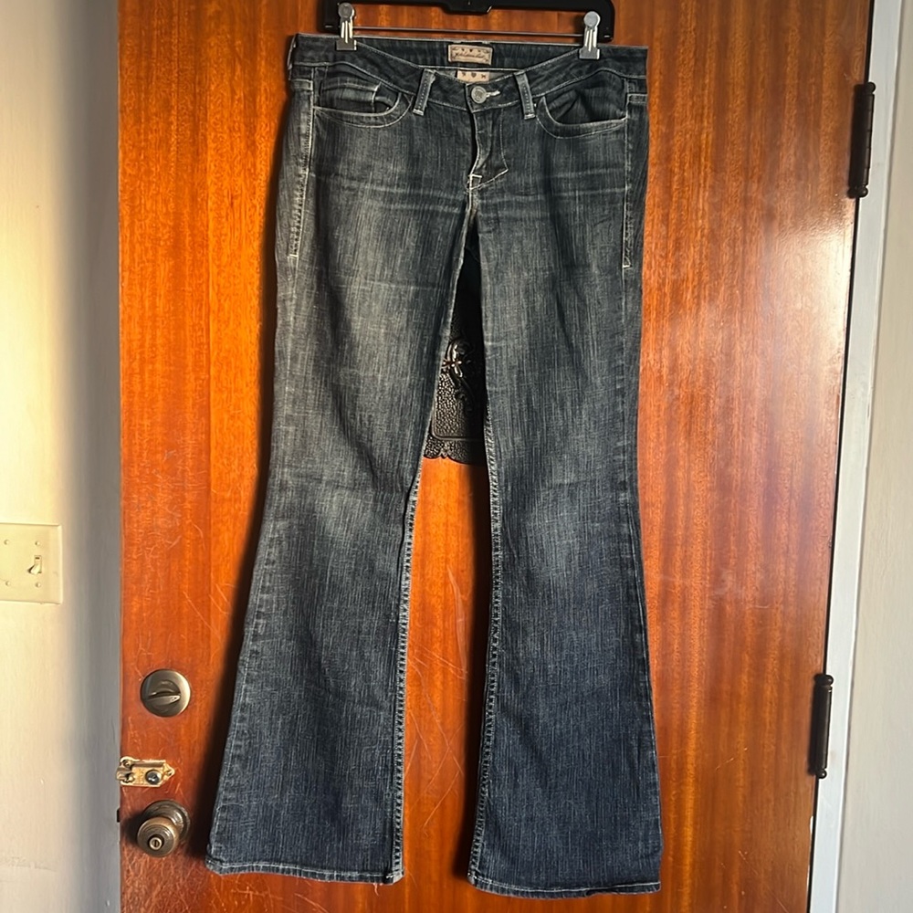EUC William Rast Betty Flare Jeans 29